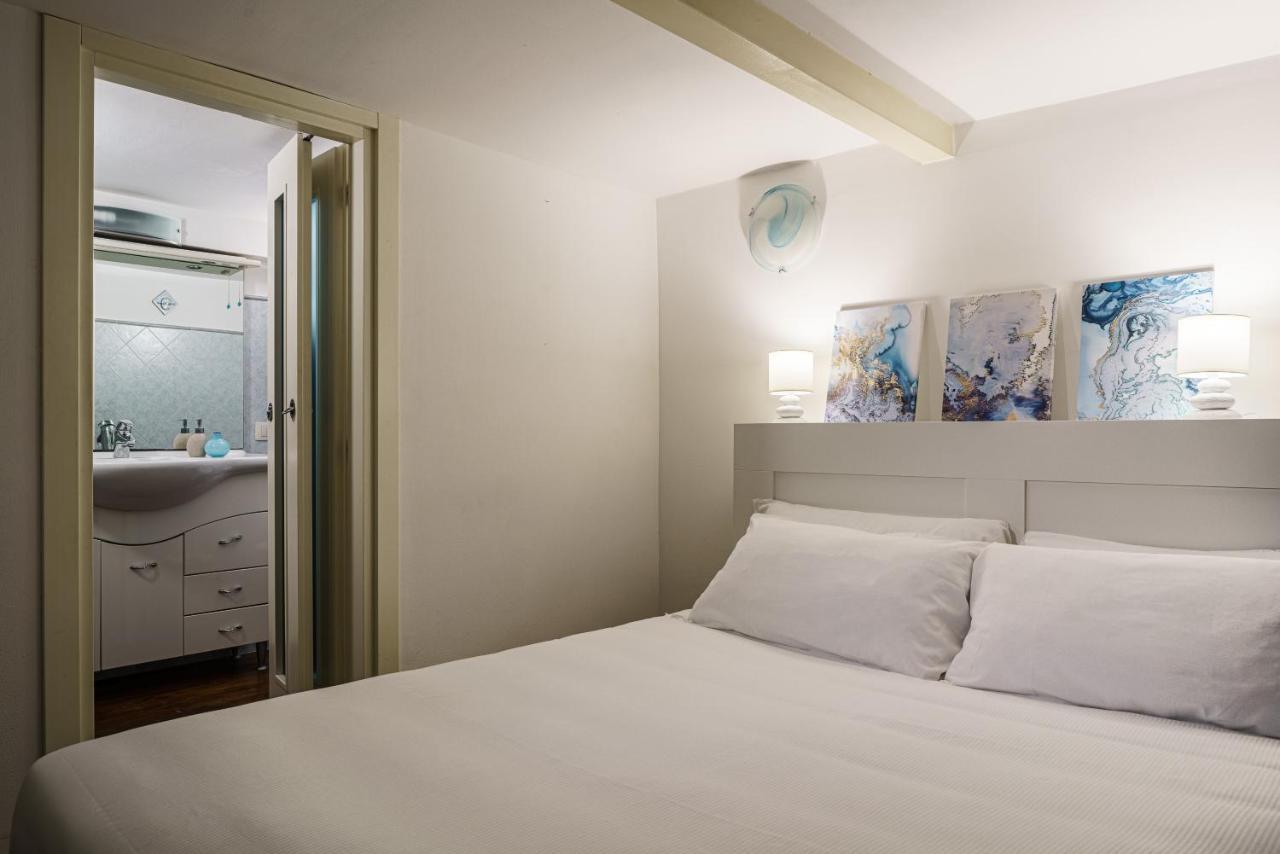 Sunplace Marina Cagliari Bagian luar foto